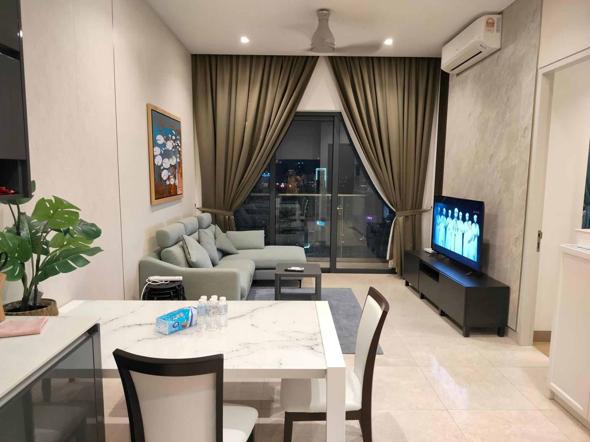 קואלה לומפור Lucentia Residence Has An Amazing Pool מראה חיצוני תמונה